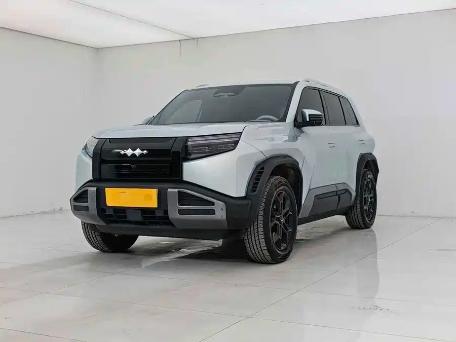 BYD Titanium 3