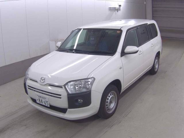 Mazda familia