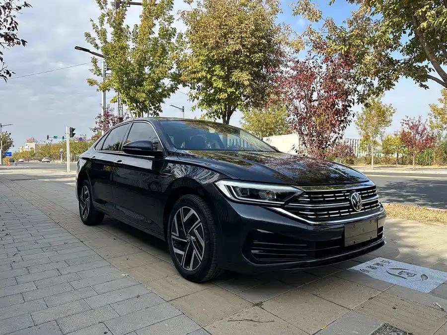 Volkswagen Sagitar