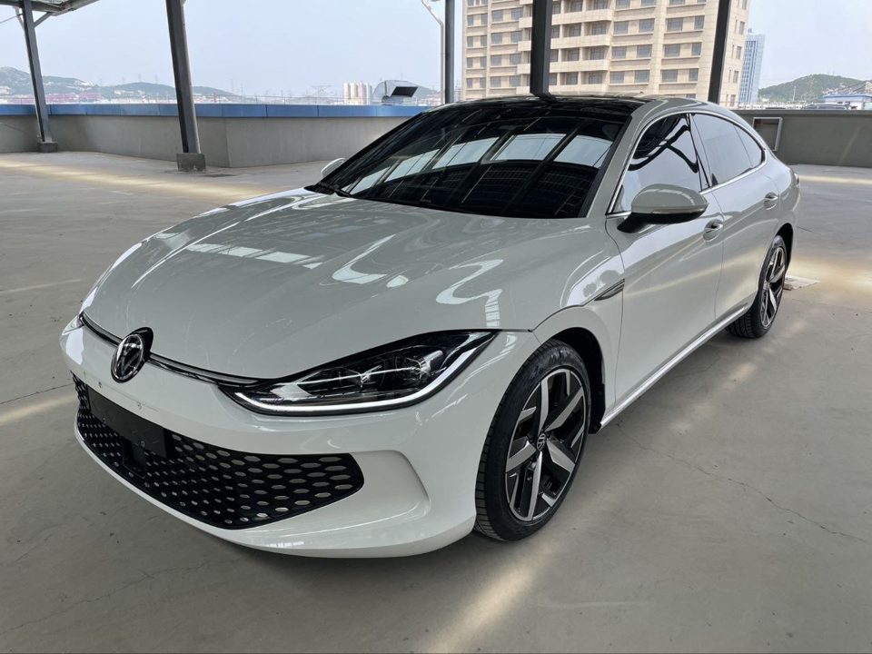 Volkswagen Lamando L