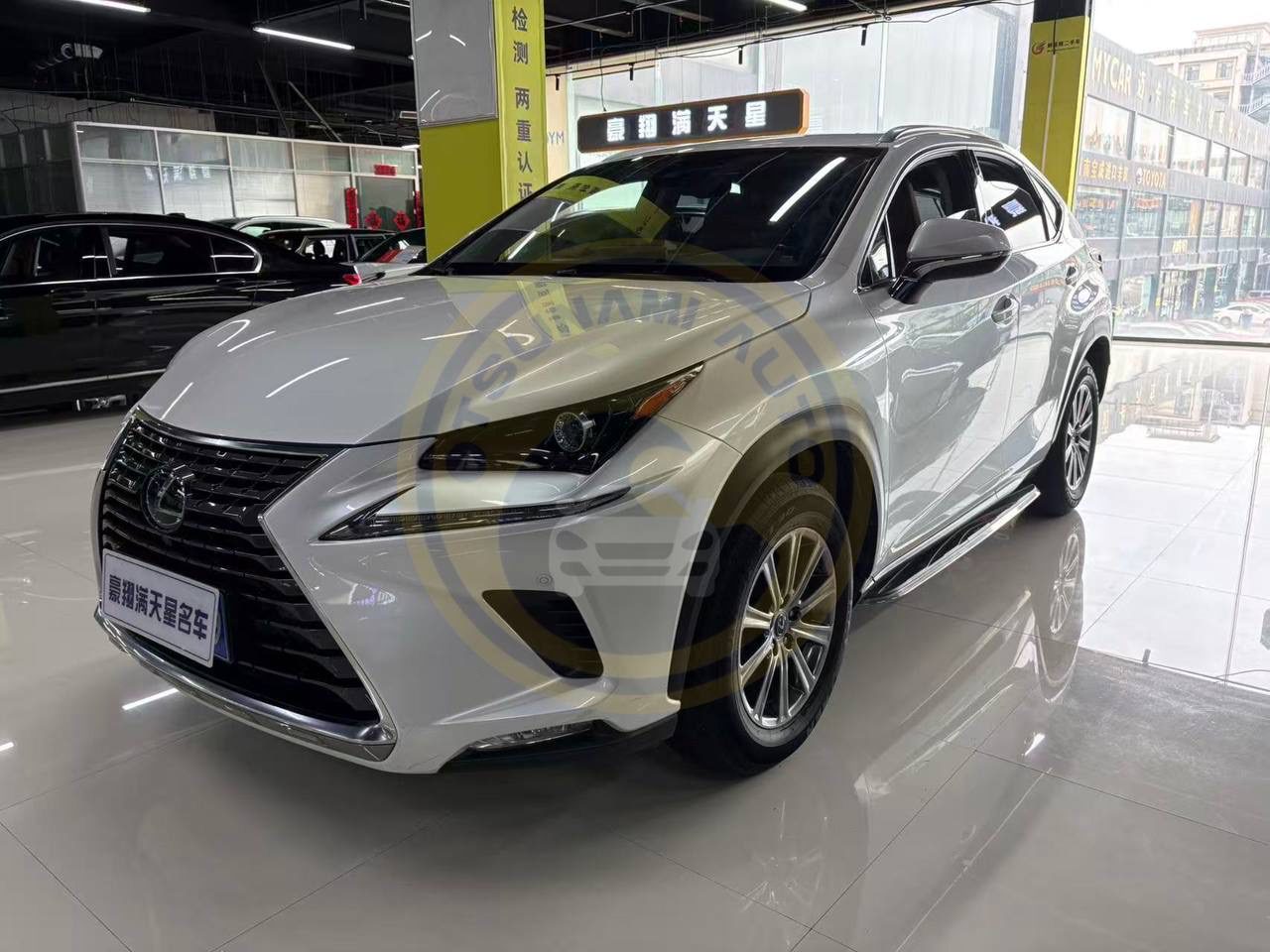 LEXUS NX 200